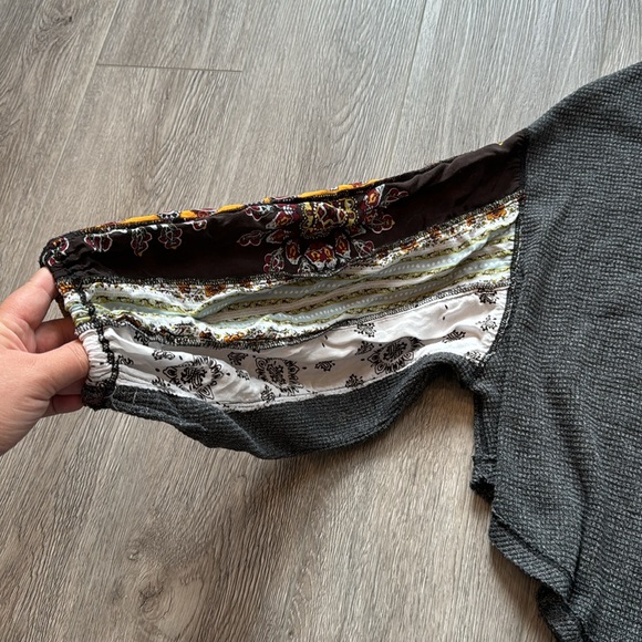 Free people blossom bell sleeve top Size Small E24 - Picture 4 of 7